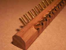 Flute_pan_dessous.JPG (49429 octets)