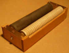 Presseur_dessous.JPG (104976 octets)