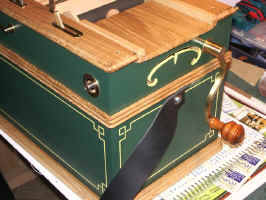 Manivelle_cote.JPG (159699 octets)