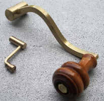 manivelles.JPG (173336 octets)