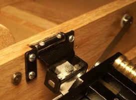 Charniere_2.JPG (117937 octets)