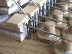 Clous_2.JPG (123698 bytes)