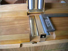 Equerre.JPG (143772 octets)