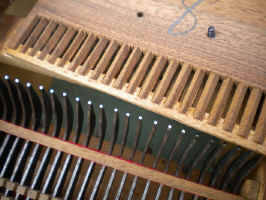 Peigne.JPG (202803 octets)